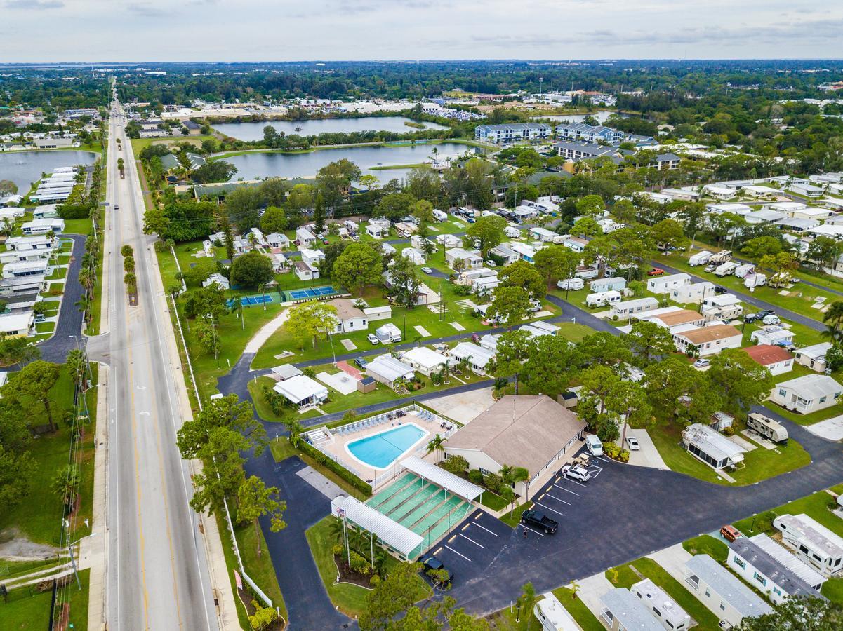 Arbor Terrace Hotel Sarasota Bagian luar foto