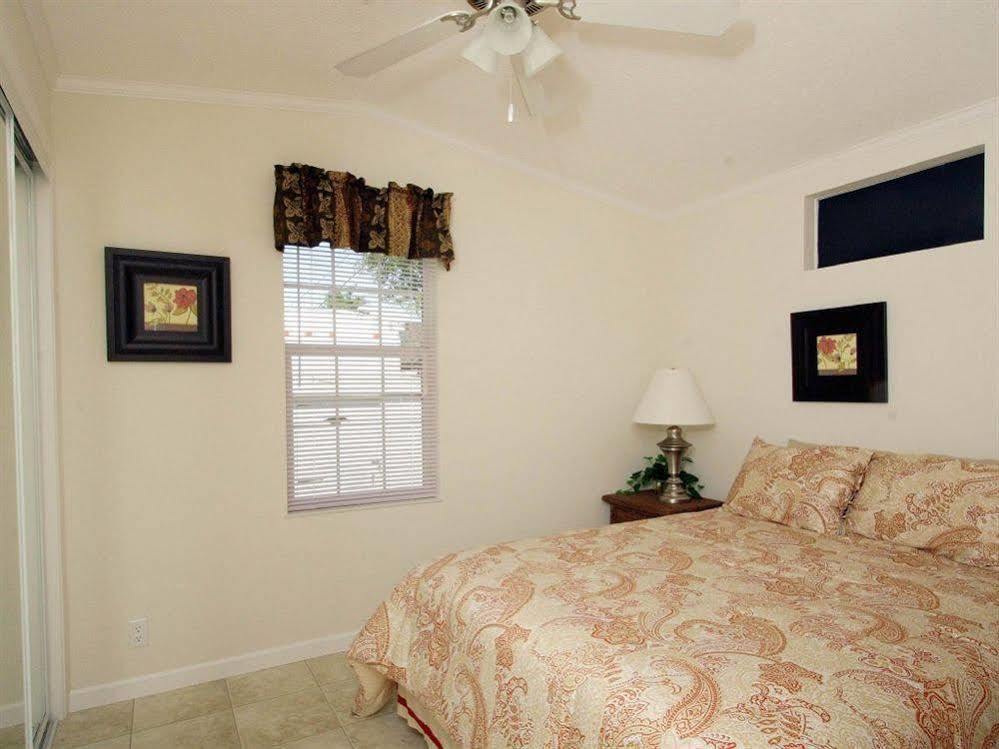 Arbor Terrace Hotel Sarasota Bagian luar foto